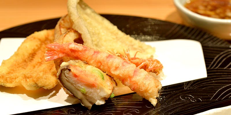 天ぷら たかだ お料理の様子 2 - 揚げたての天ぷら